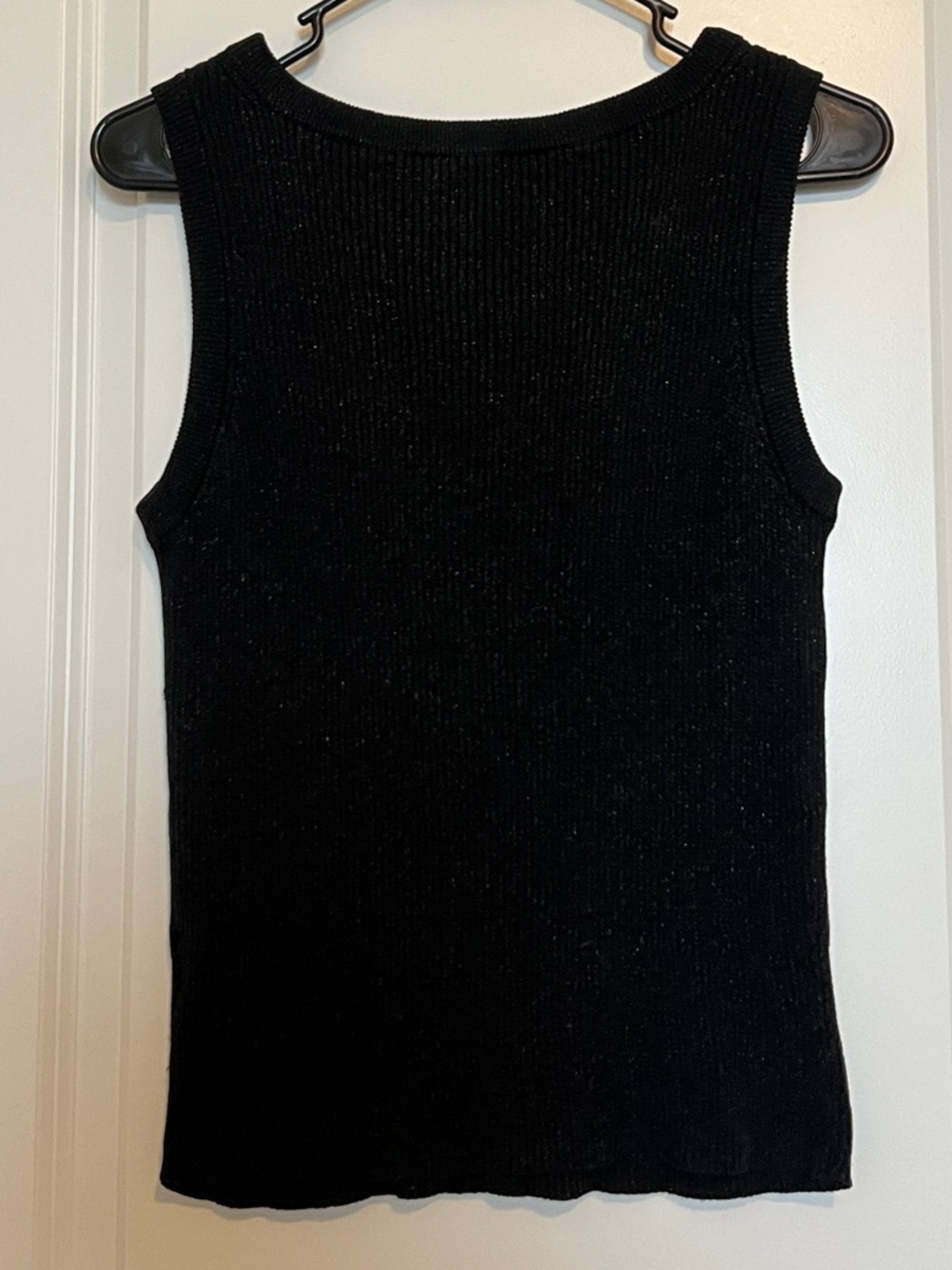 Carole Little Black Metallic Ribbed Shell Top - Picture 3 of 3
